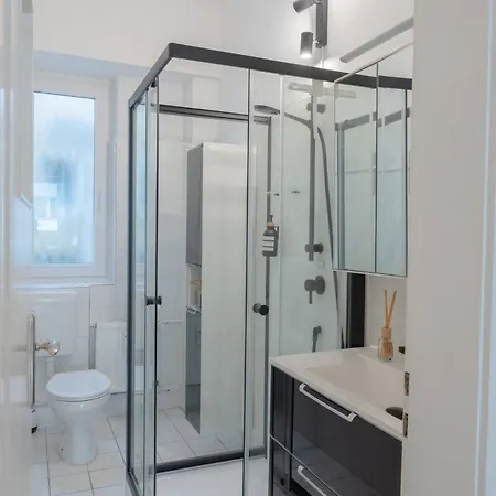Stylish And 4 Guests 56sqm Location